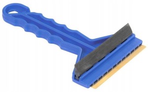 Automotive Care Ice Scraper - mosiężna, bezpieczna skrobaczka do szyb 
