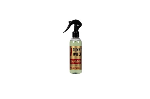 Funky Witch Clean&Mint Fabric Cleaner - preparat do czyszczenia tapicerki materiałowej 215ml - Sklep detailingowy Automotive Care